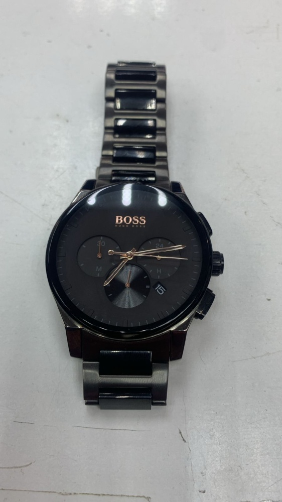 Часы BOSS