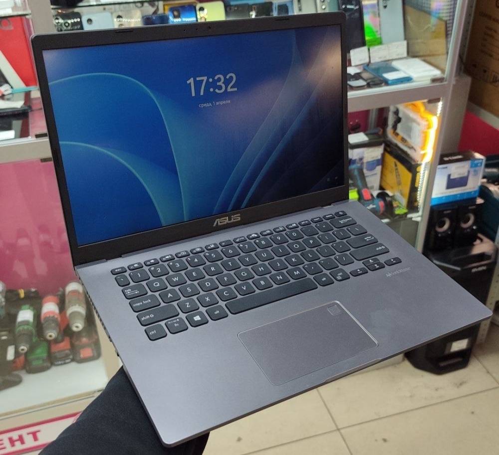 Ноутбук ASUS 4*3,7/6/256/2