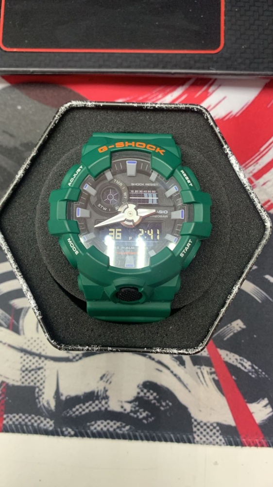 Часы Casio G-Shock GA700SC