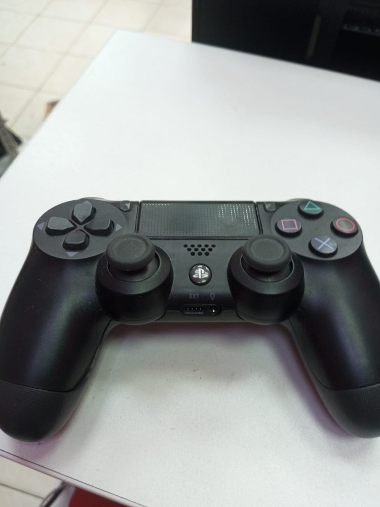 Геймпад PS4