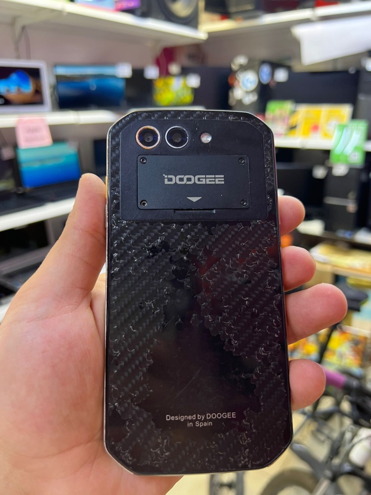 Мобильный телефон Doogee S30