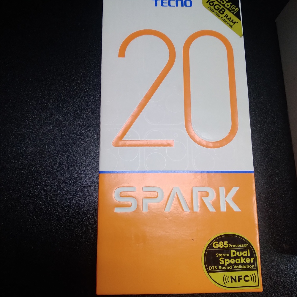 Мобильный телефон Tecno spark 20