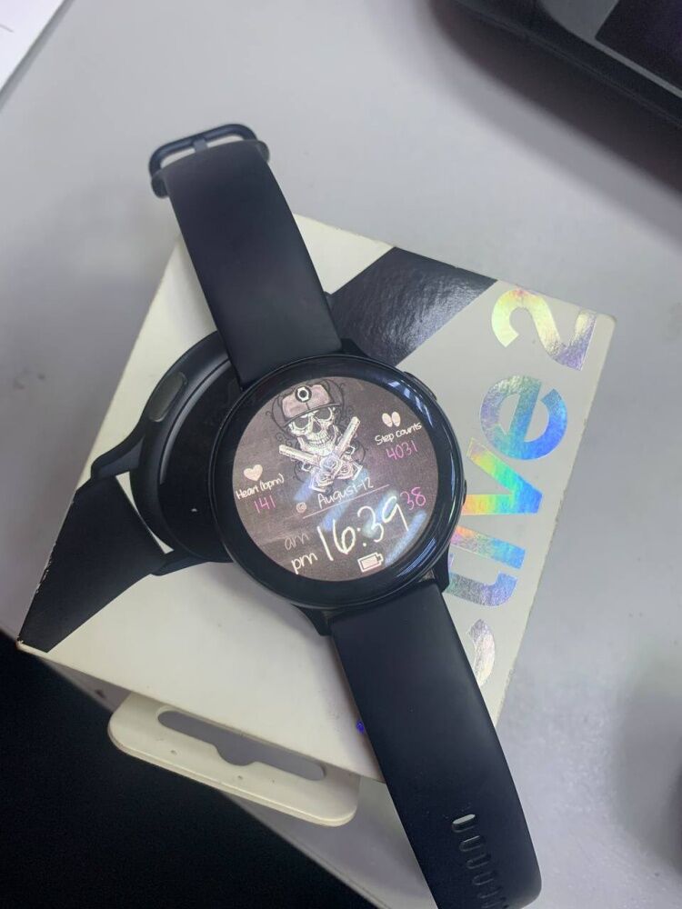 Смарт-Часы Samsung Active 2