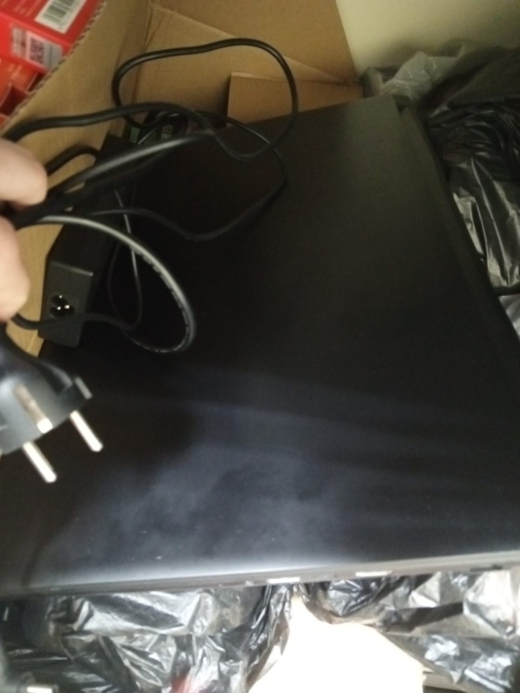 Ноутбук MSI