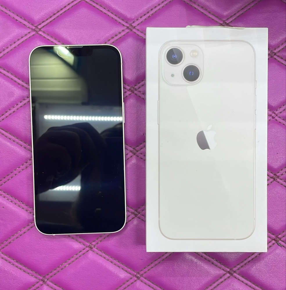 Смартфон iPhone 13 256 Gb