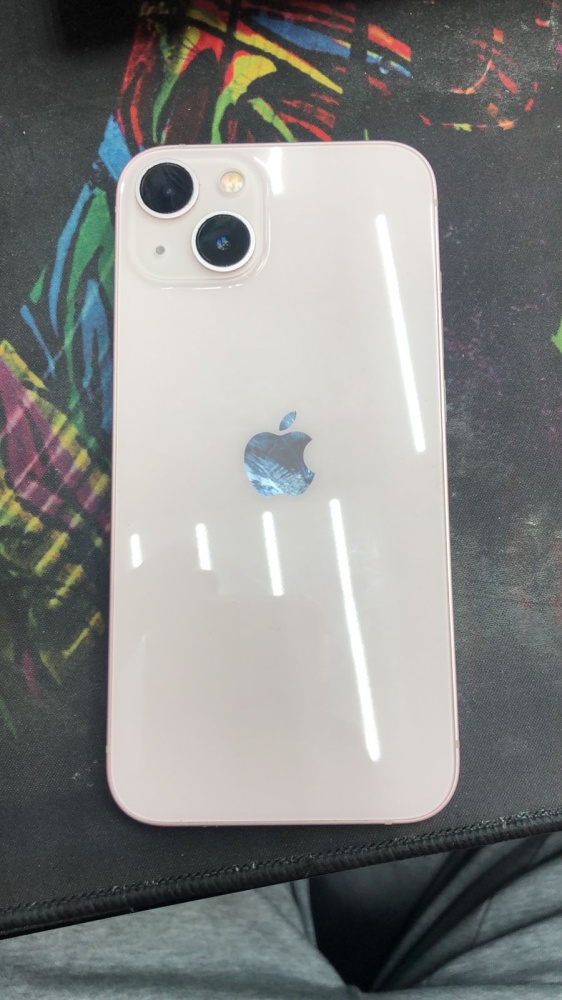 Смартфон iPhone 13 256 Gb