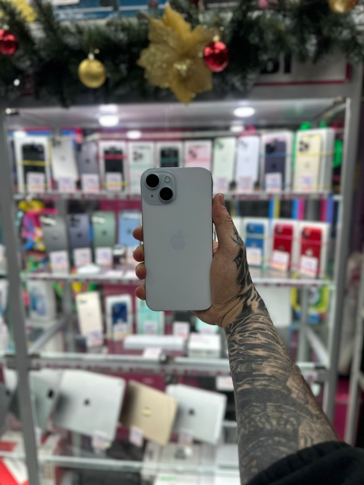 Смартфон iPhone 15 128gb