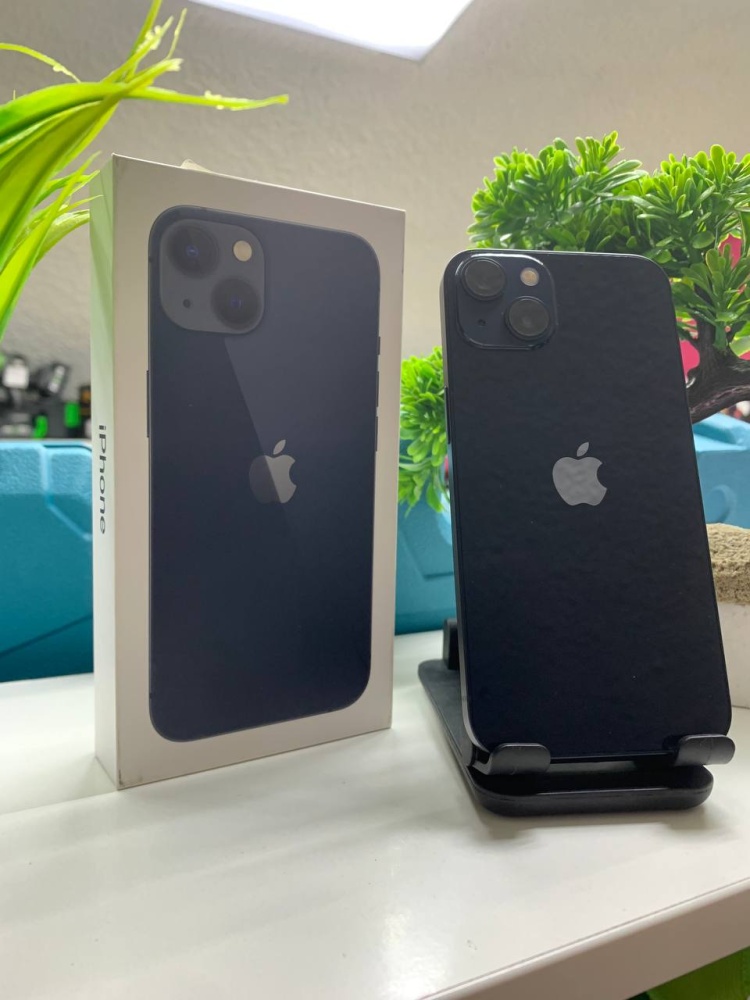 Смартфон iPhone 13 128 Gb