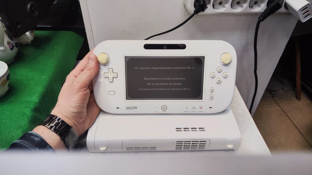 Игровая приставка Nintendo WII U (WUP-010)