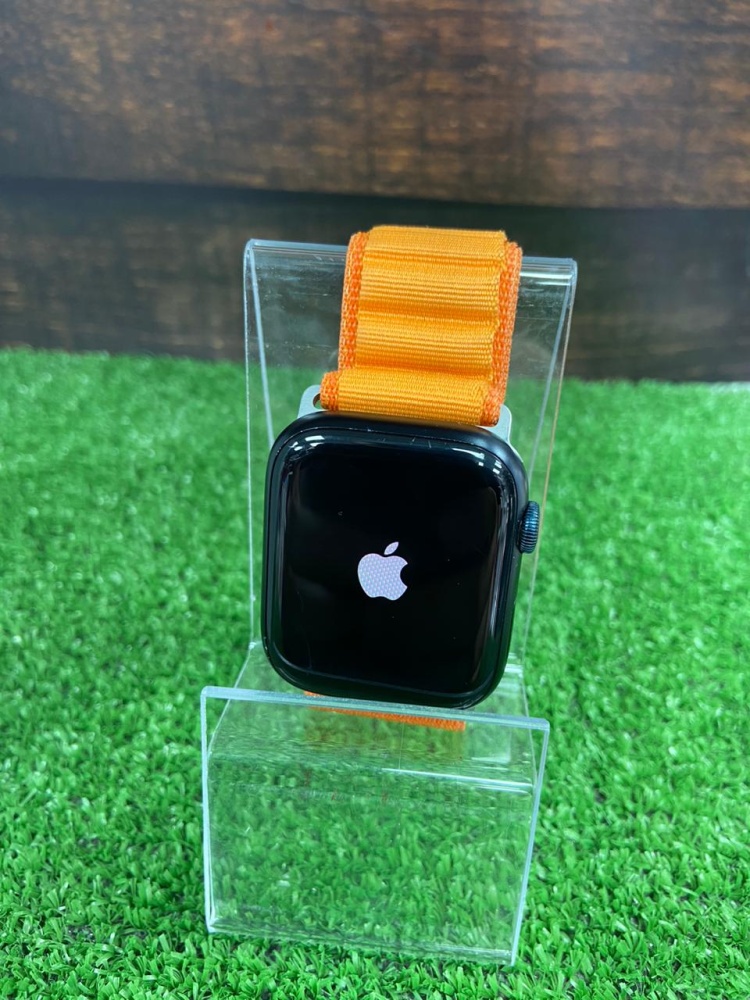 Часы Apple Series 8