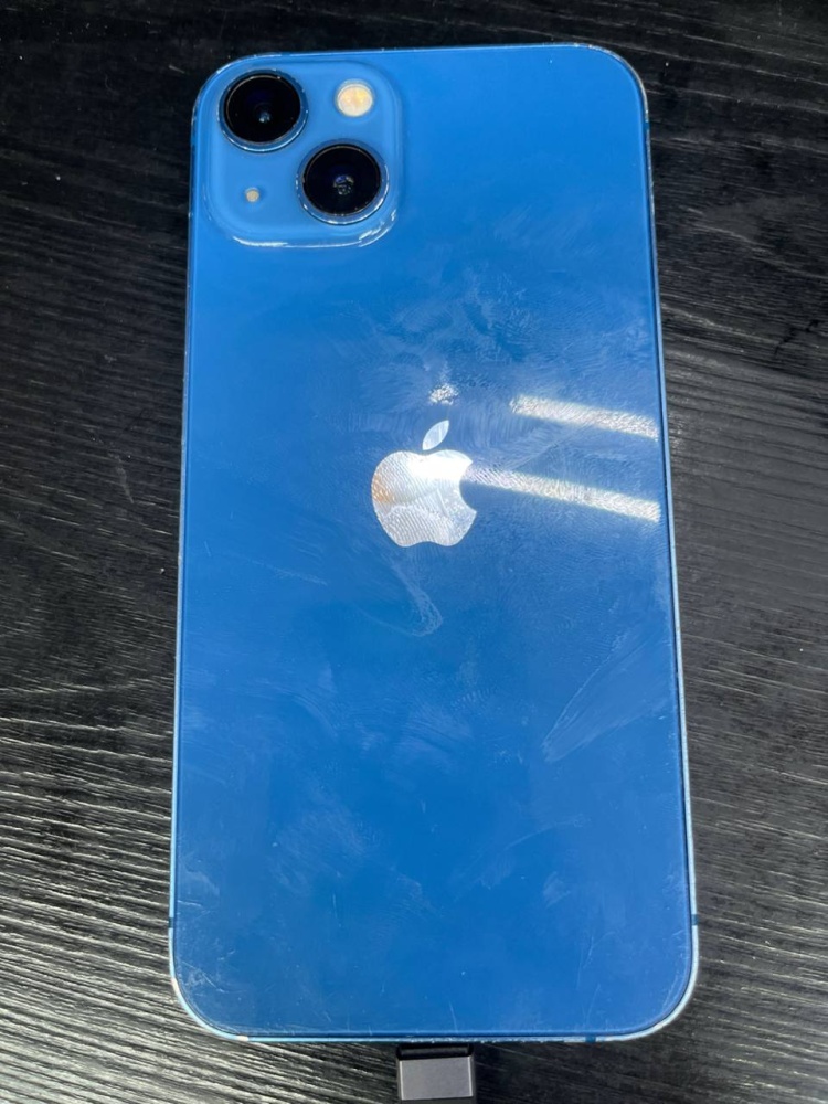 Смартфон iPhone 13 128 Gb