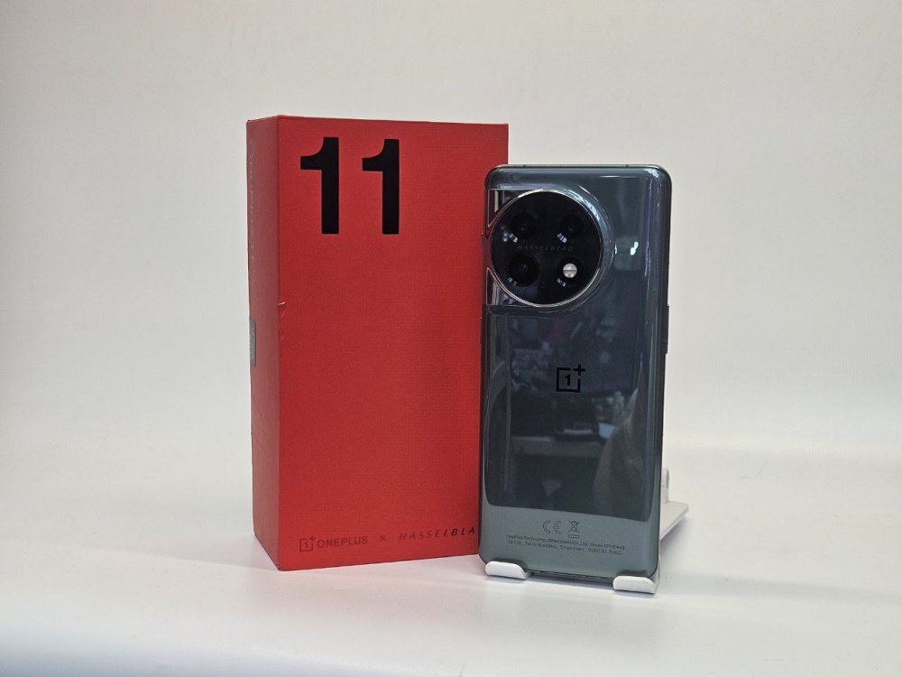 OnePlus 11 (16/256 Gb)