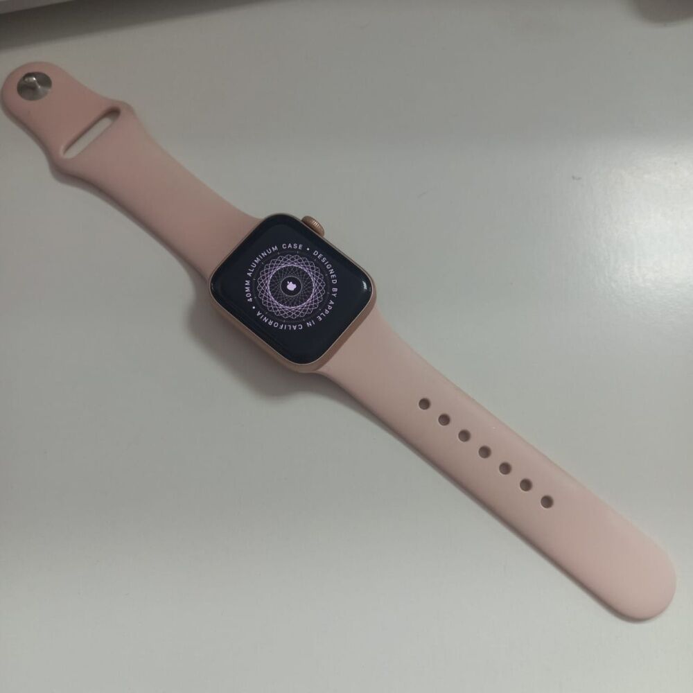 Часы Apple SE 40mm