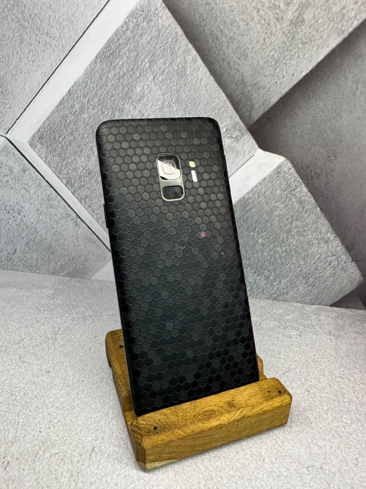 Смартфон Samsung S9 4/64
