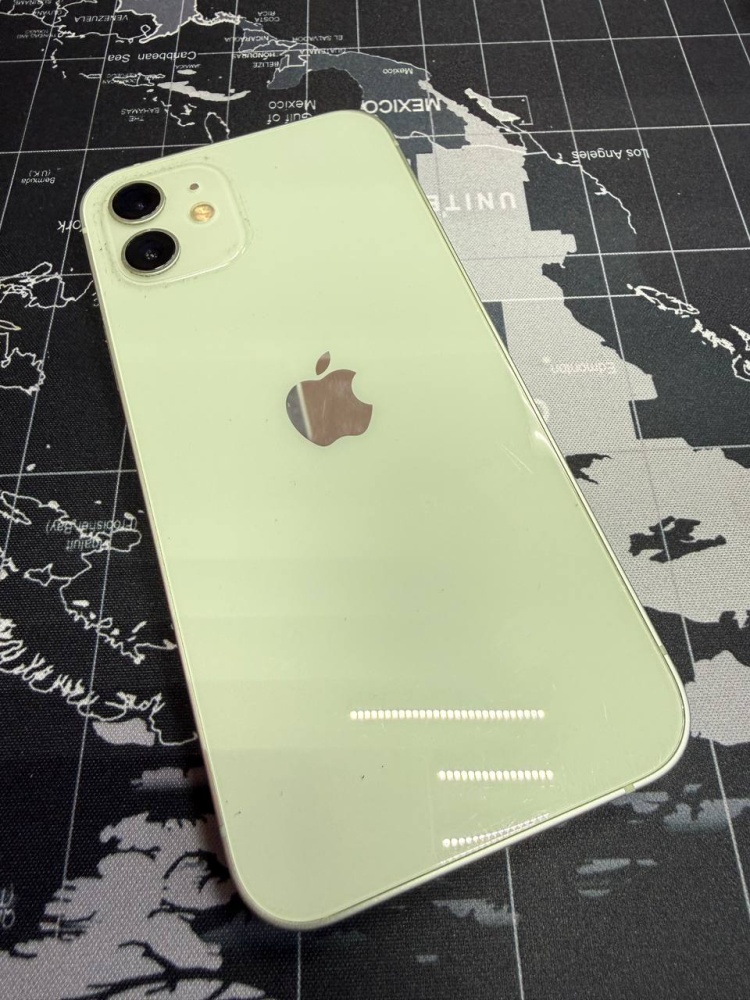 Смартфон iPhone 12 64 Gb