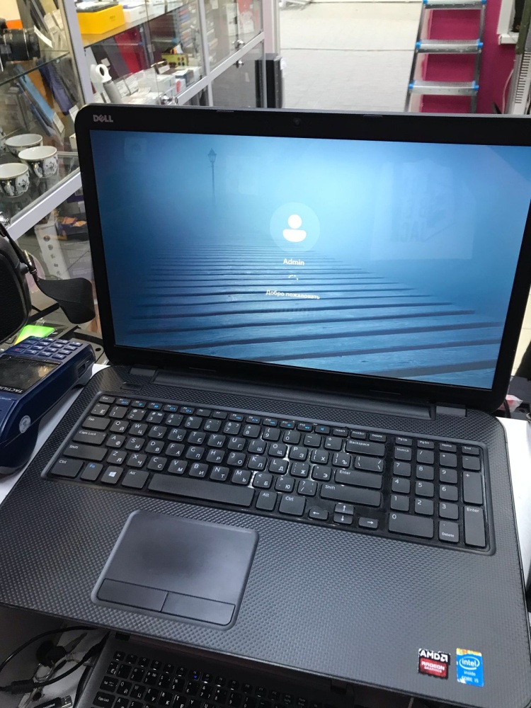 Ноутбук Dell iSpirion 3737