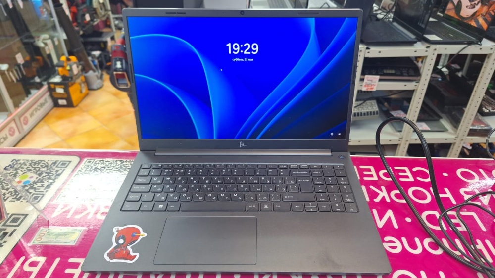 Ноутбук др марка F+ Core i5 1235/8/500