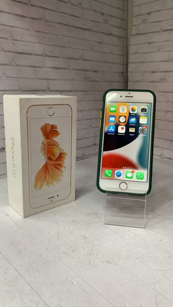 Смартфон iPhone 6S 16
