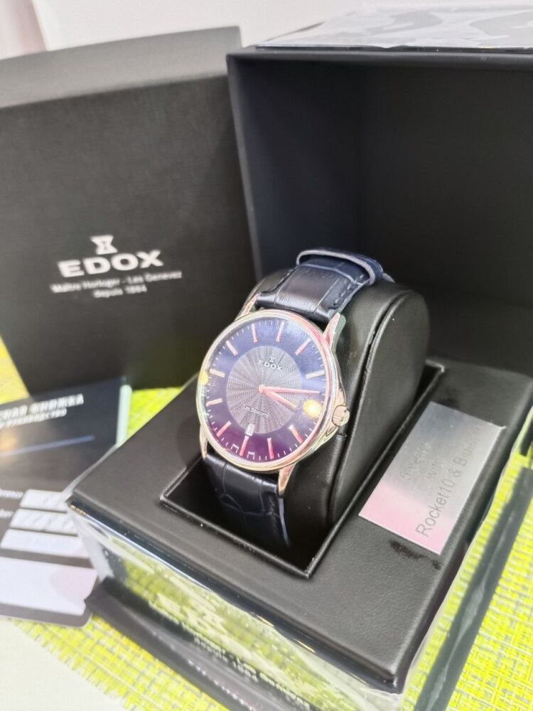 Часы EDOX 560013