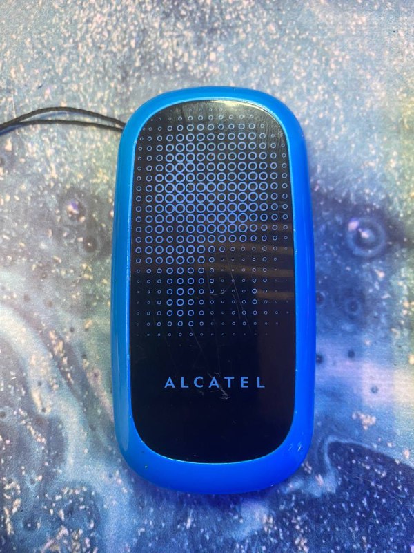 Мобильный телефон Alcatel раскладушка