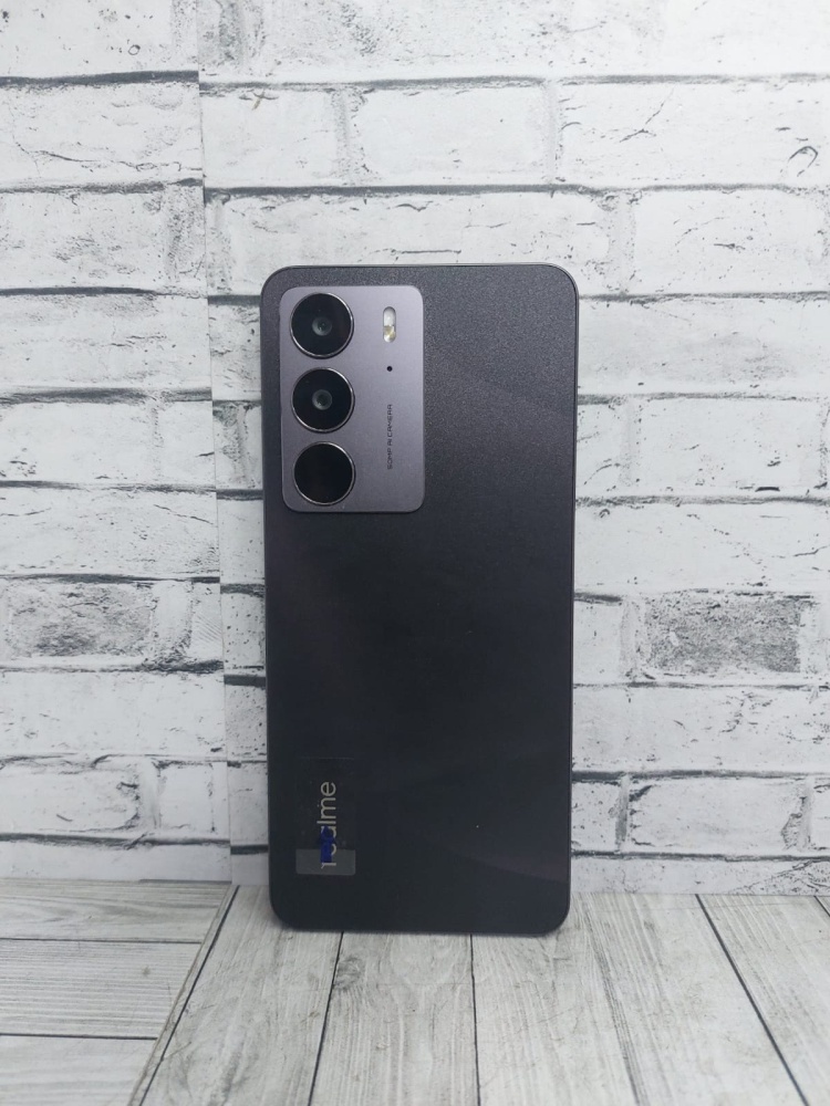 Смартфон Realme C75