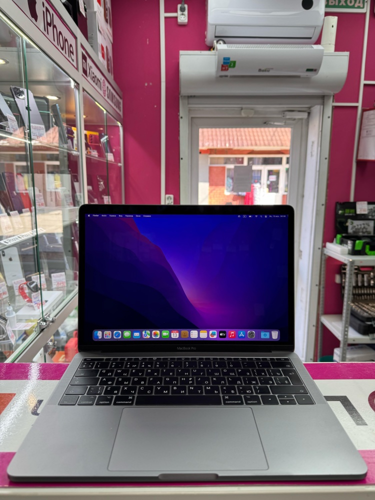 Ноутбук Macbook Pro 13" 2017 Core i5/8 GB RAM/128 GB SSD