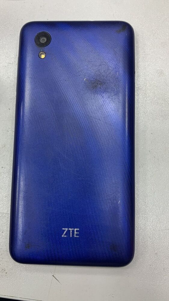 Мобильный телефон ZTE blade A31 lite