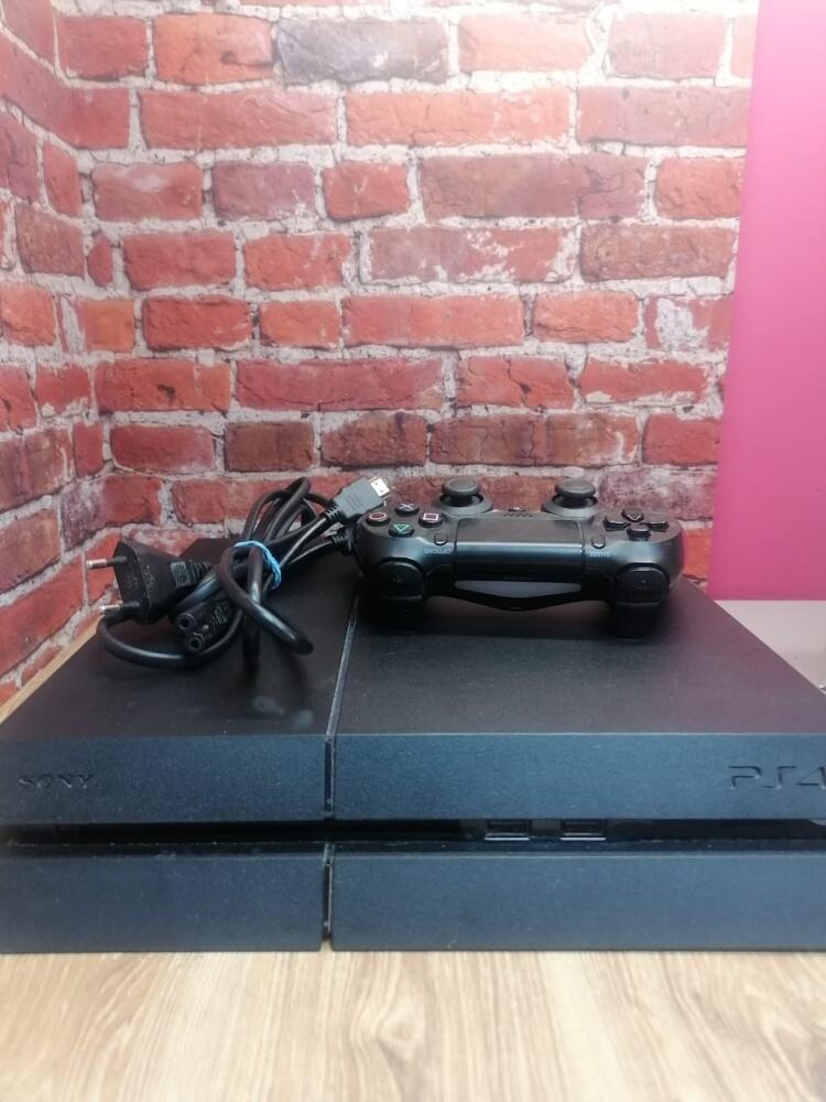Игровая приставка Sony PlayStation 4  500гб