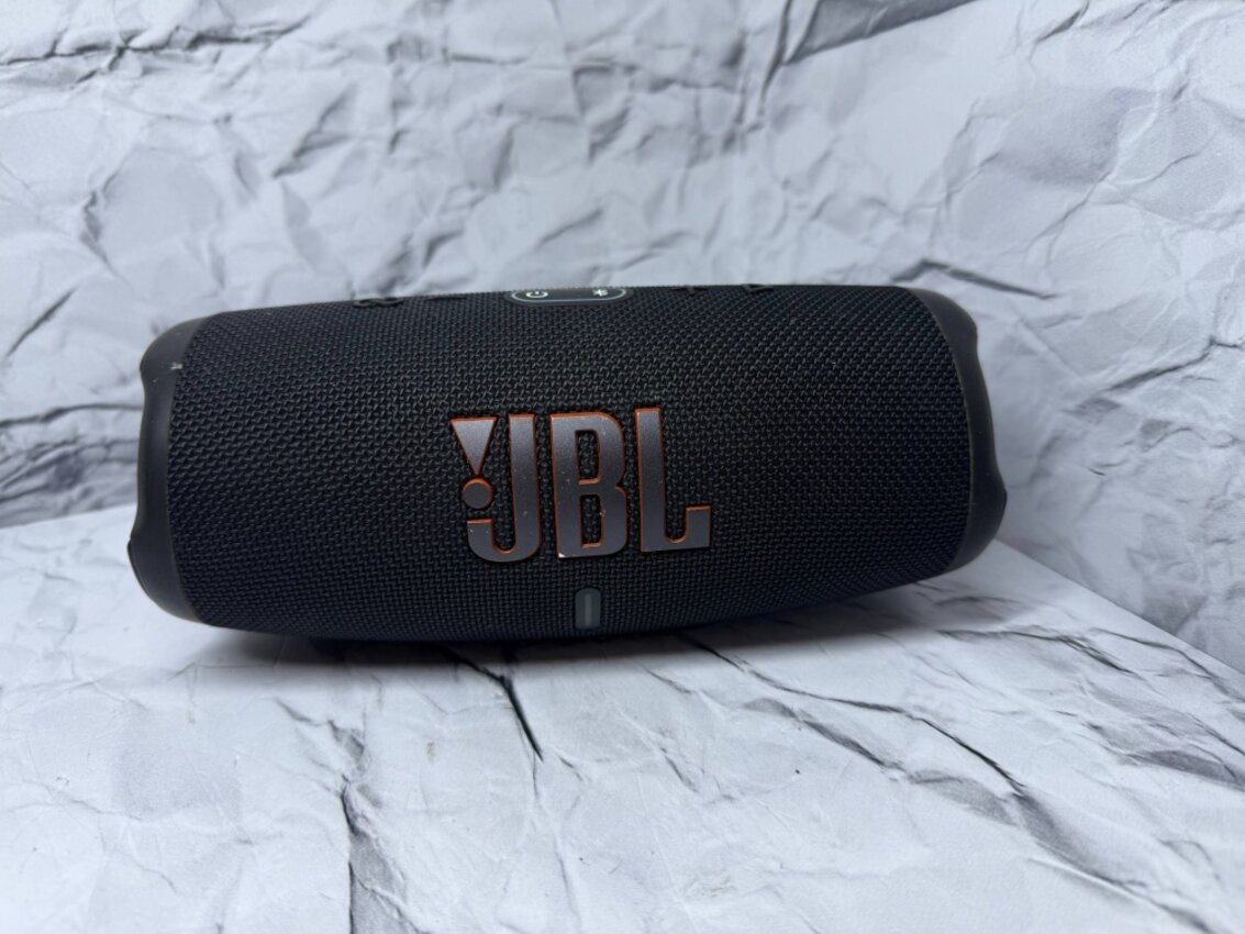 Акустика JBL Charge 5