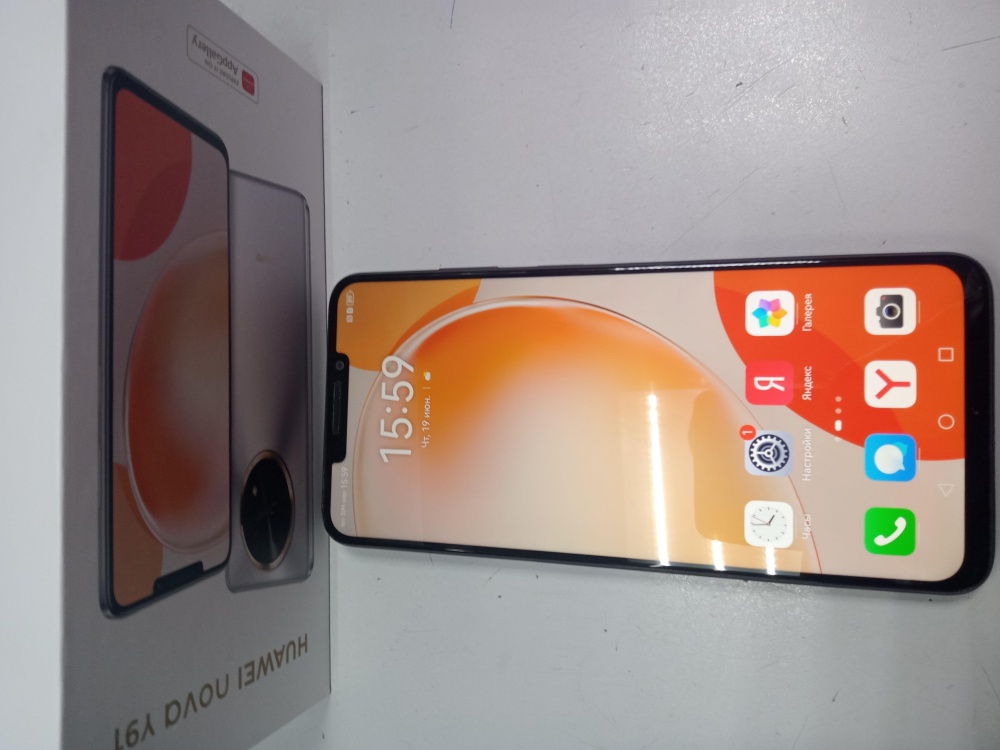 Смартфон Huawei Nova Y91