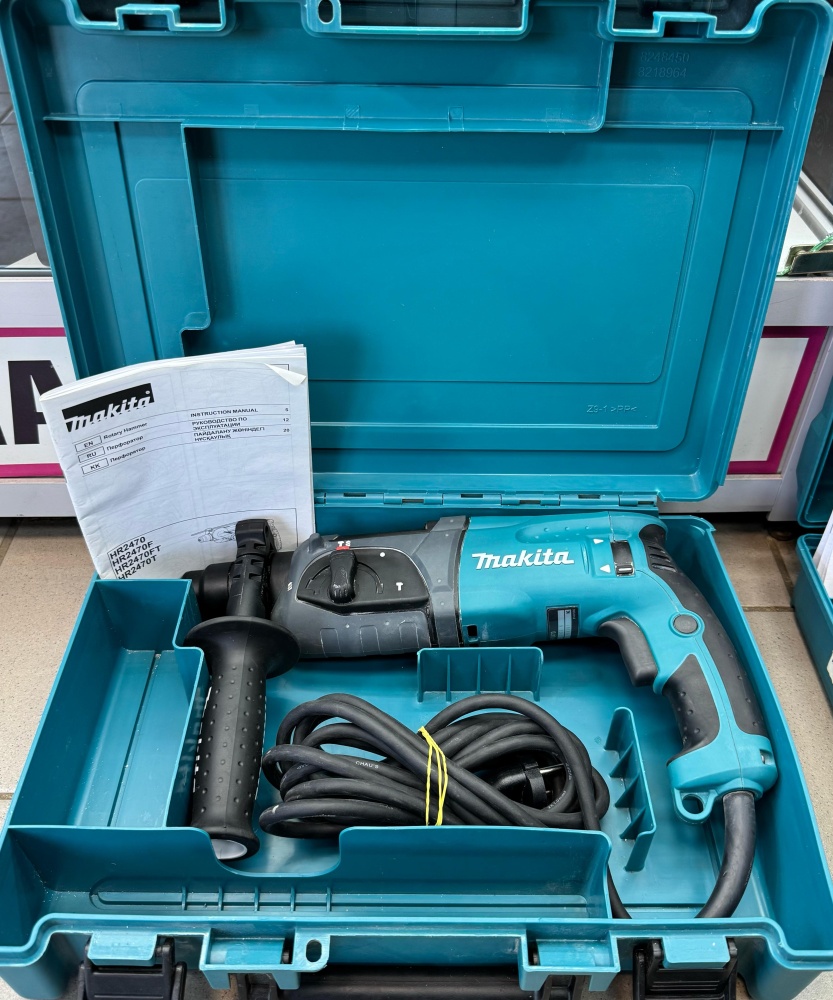 Перфоратор MAKITA NR-2470