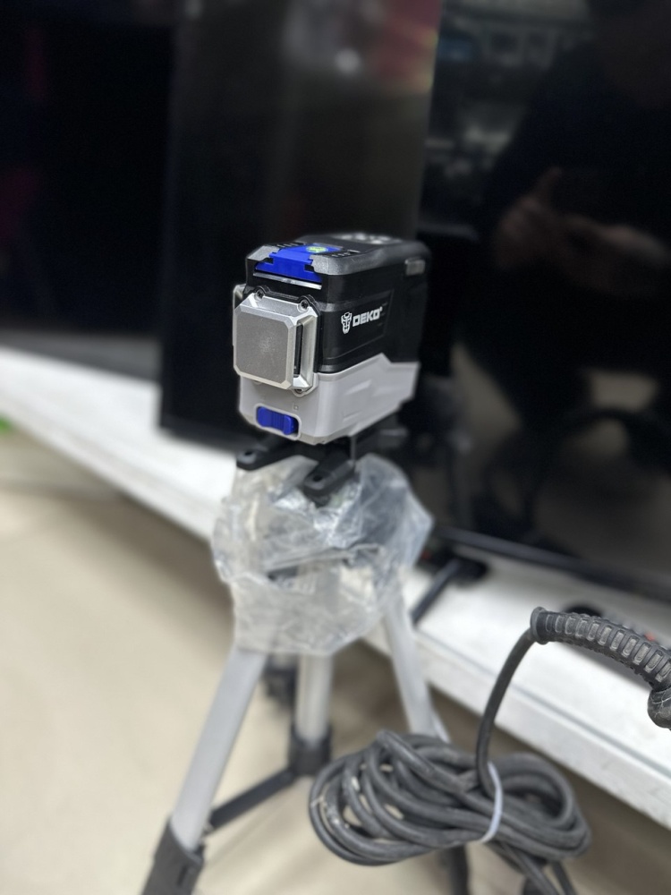 Лазерный уровень Deko