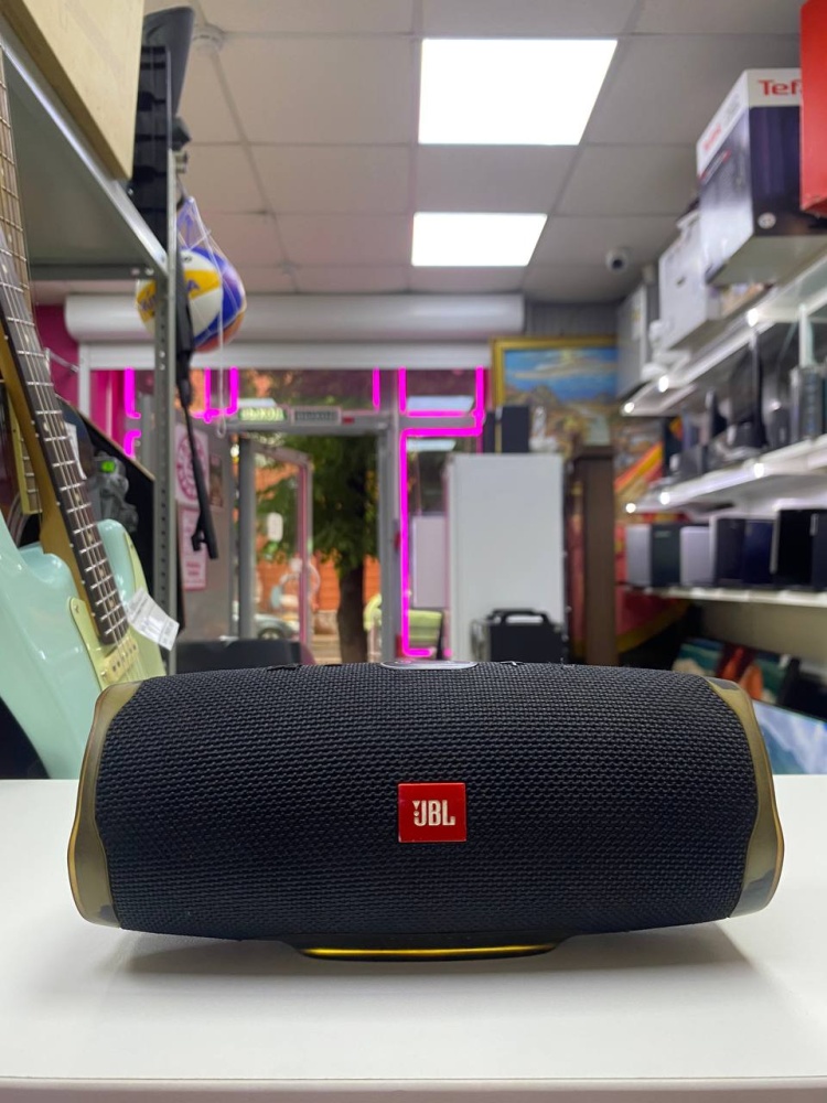 Акустика JBL Charge 4