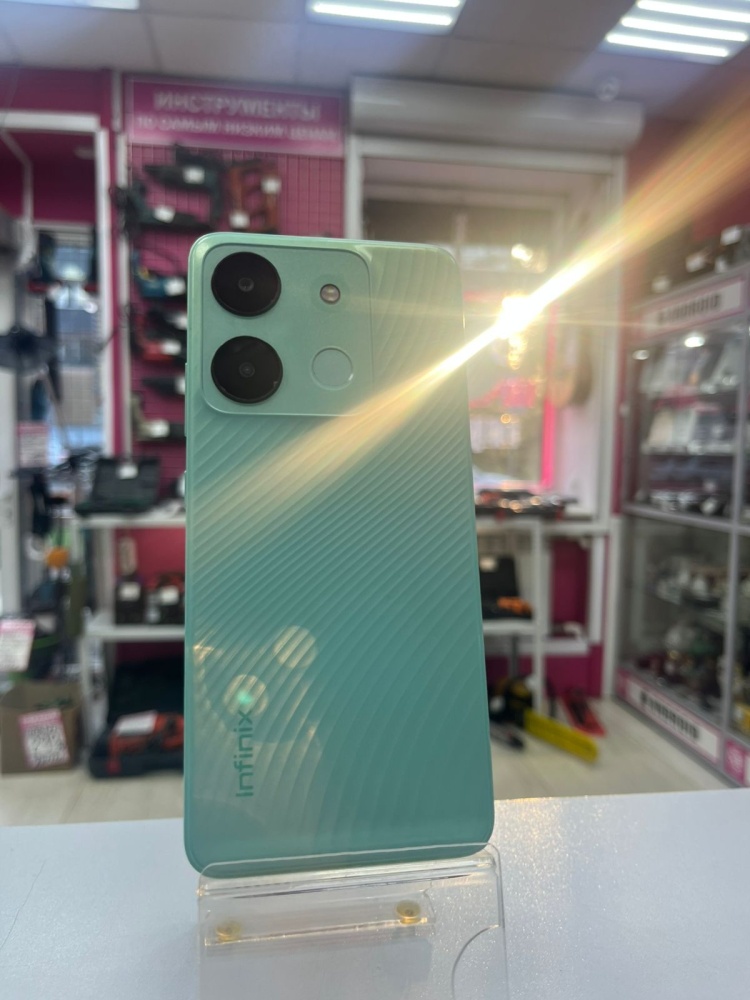 Мобильный телефон Infinix smart 7 3/64