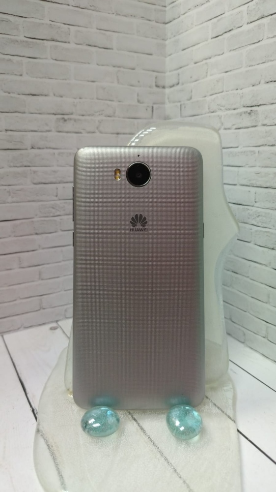 Смартфон Huawei MYA-L22 2/16 Гб