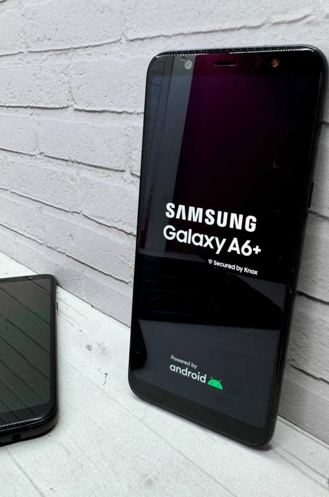 Смартфон Samsung A6+ 3/32