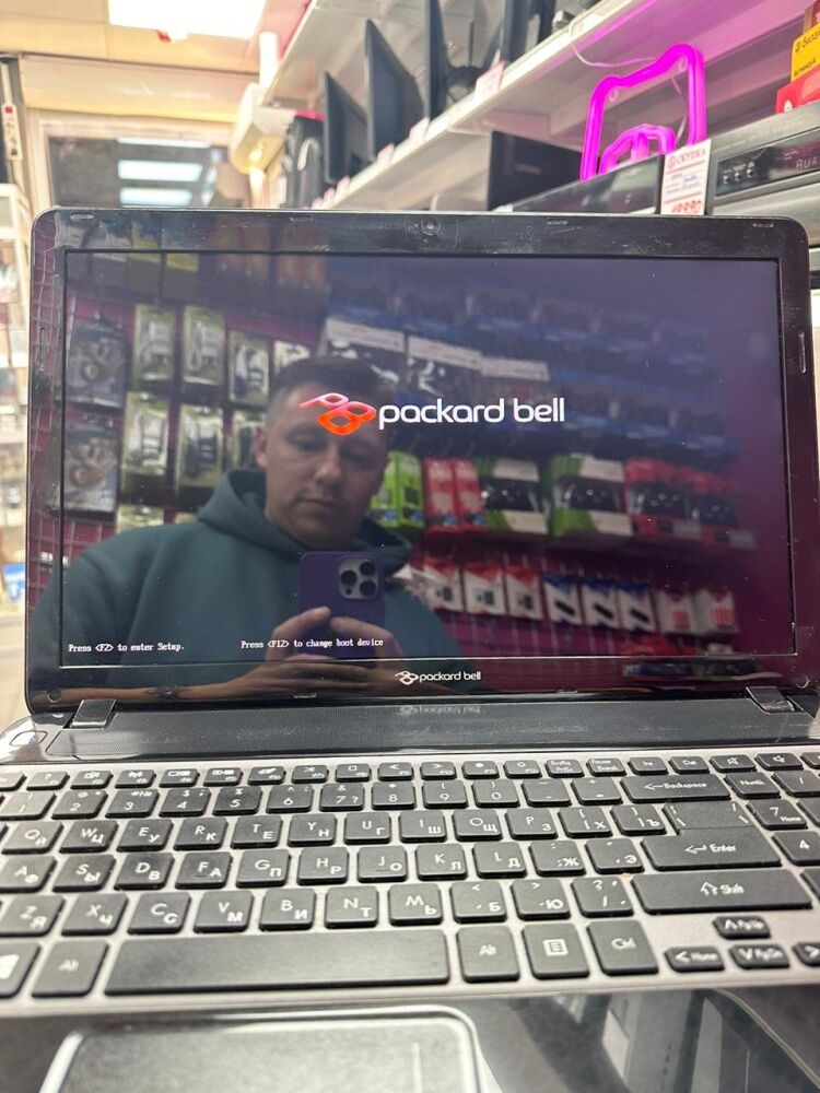 Ноутбук Packard Bell 4x21\8\120ssd