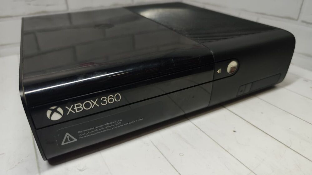 Игровая приставка XBOX 360 500гб