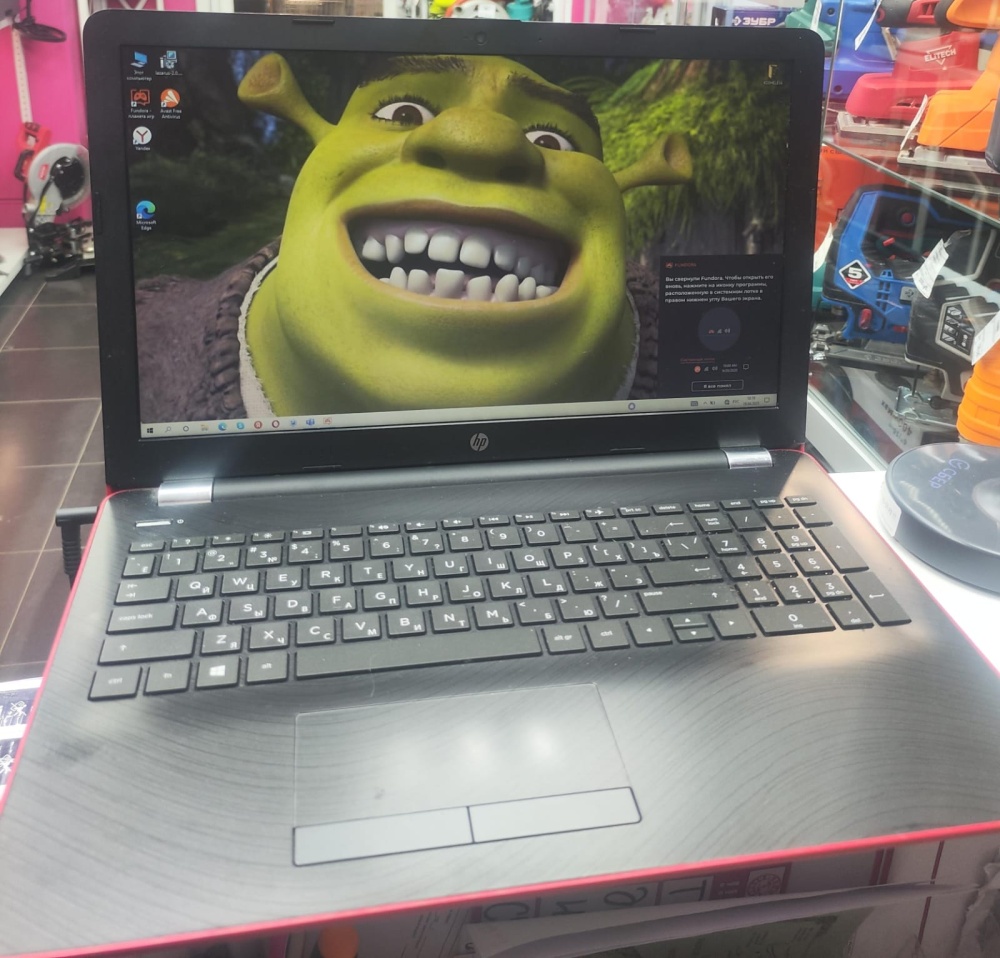 Ноутбук HP 15-bw586ur