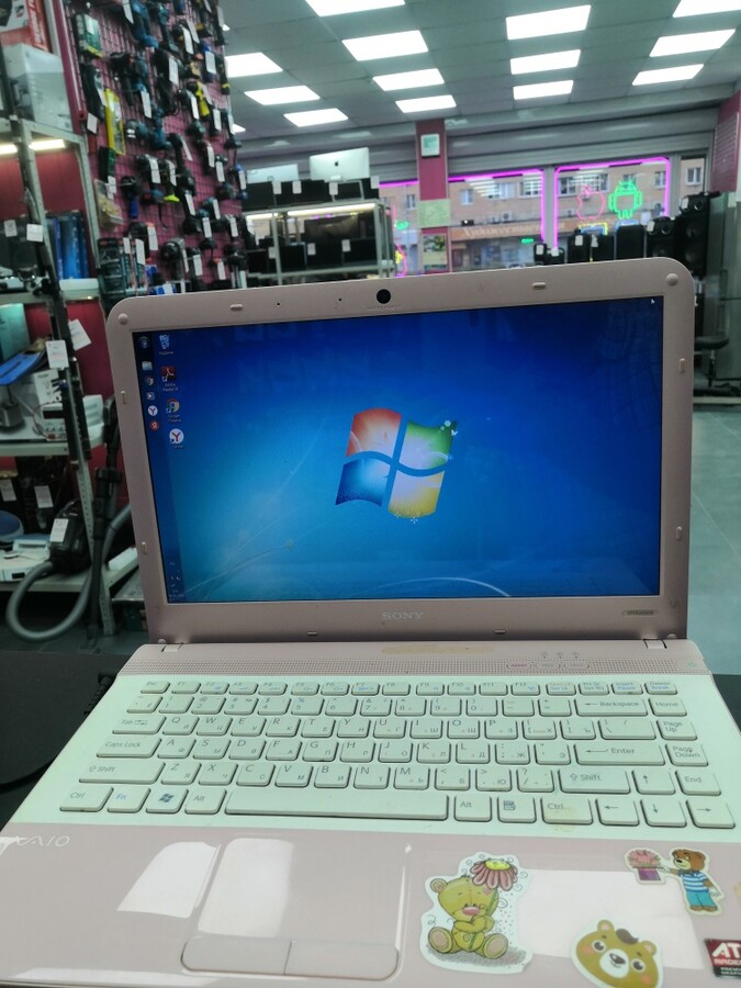 Ноутбук Sony 1,9*2/4/500/1