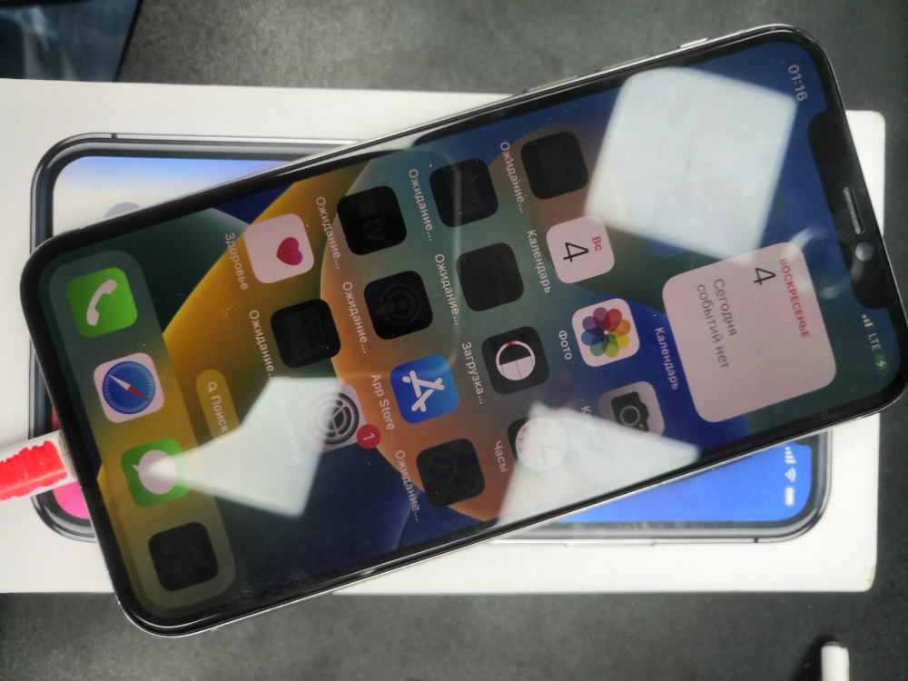 Смартфон iPhone X 256Gb
