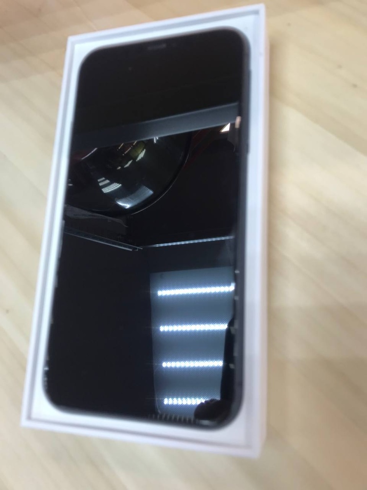 Смартфон iPhone 11 64Gb
