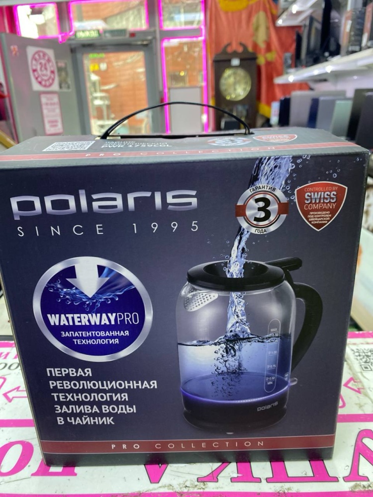 Чайник Polaris