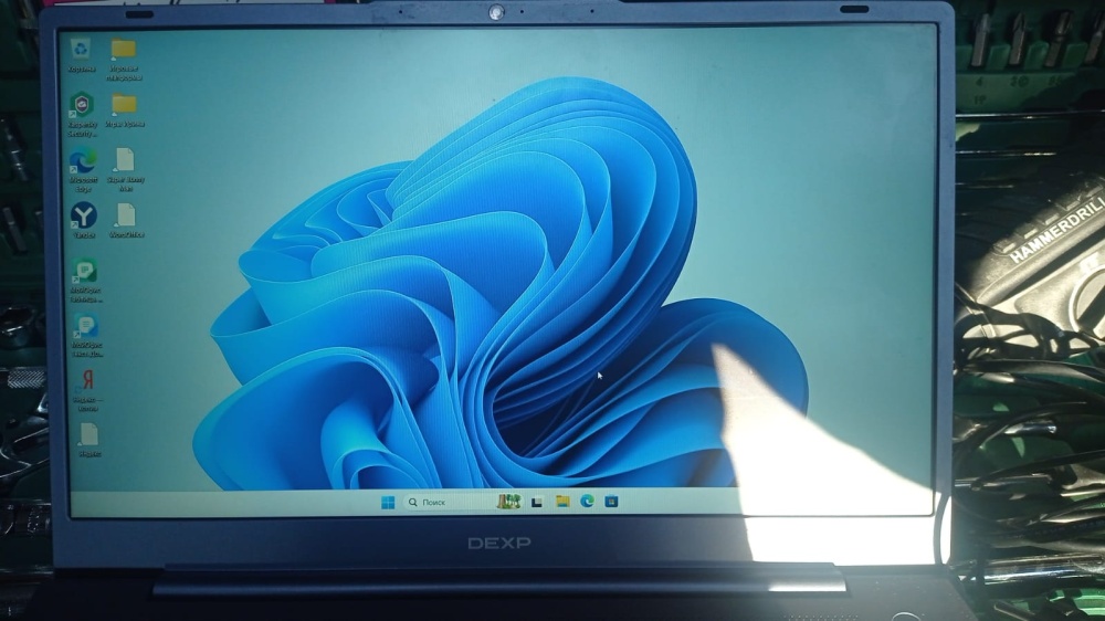 Ноутбук Dexp Atlas M15-I3W302