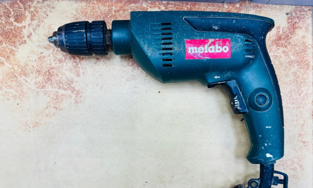 Дрель Metabo
