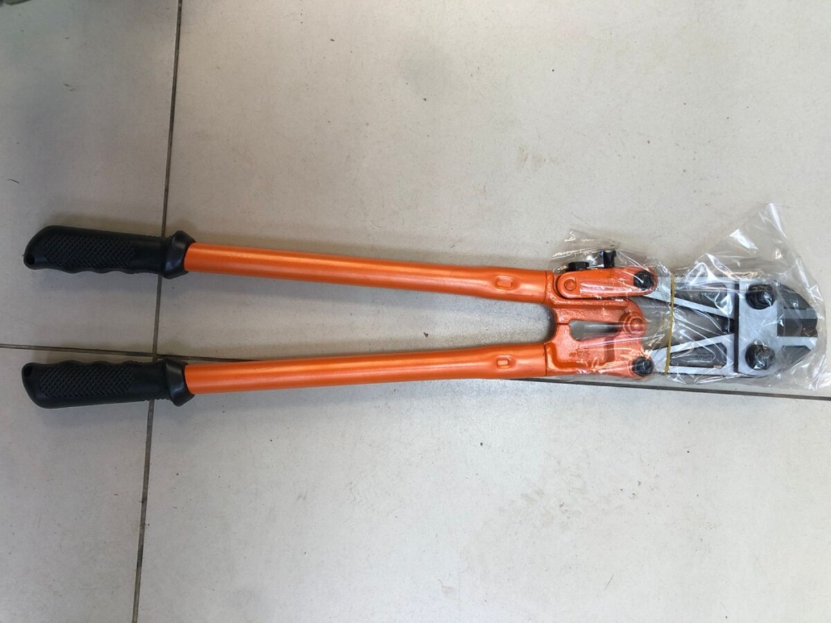 Клещи Вихрь