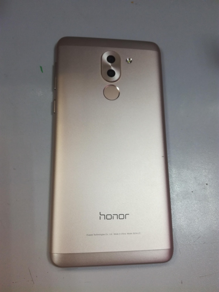 Смартфон Honor 6X