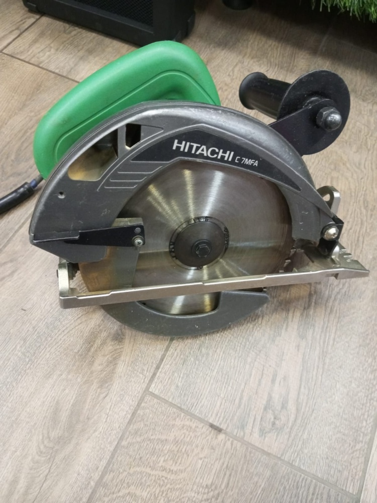 Циркулярная пила Hitachi C7MFA