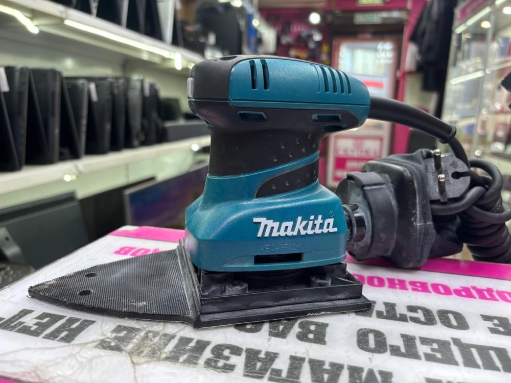 Шлифмашина Makita bo4565