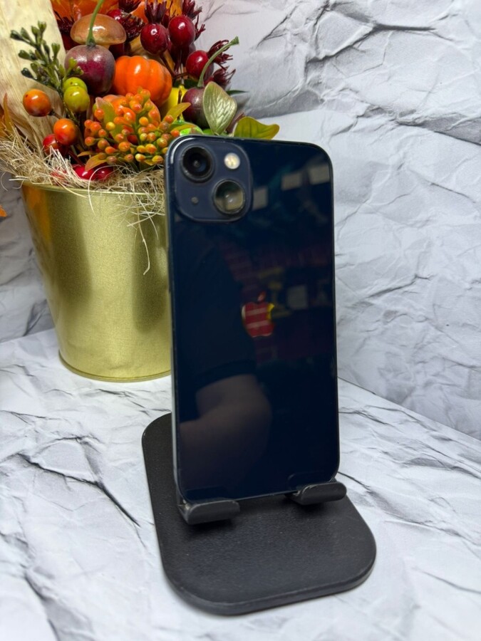 Смартфон iPhone 13 128 Gb